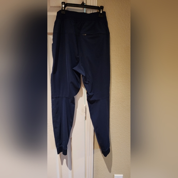 Lululemon ABC Jogger Slim - Picture 2 of 3